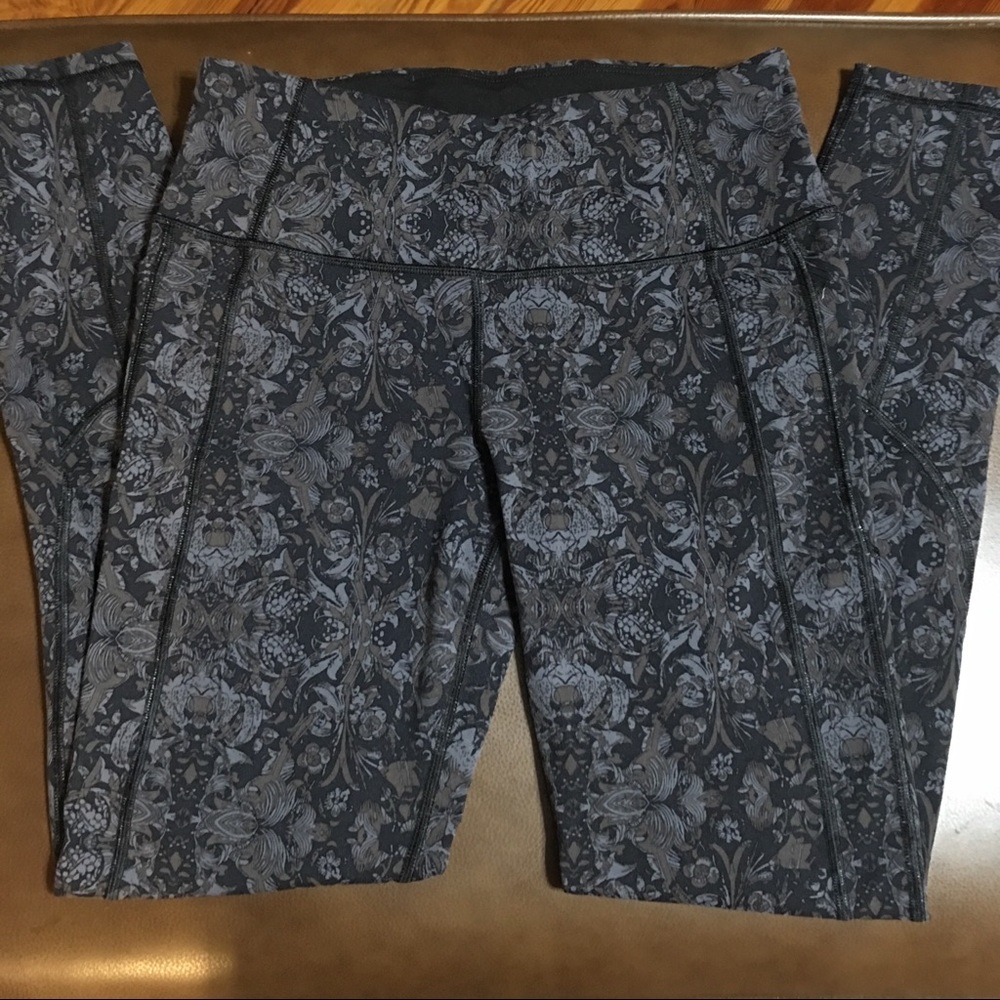 Victoria Secret Knockout Ankle Tights